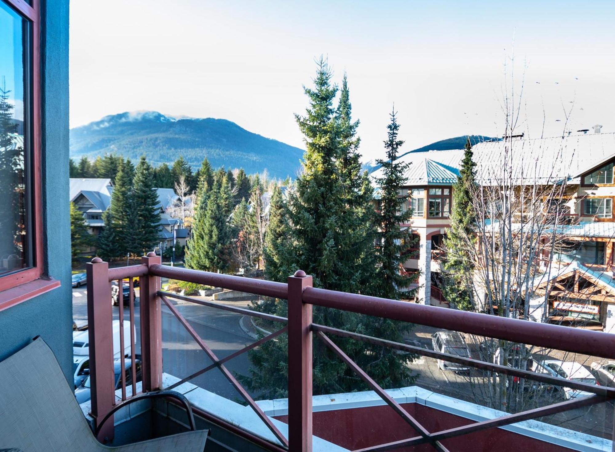 Alpenglow Lodge Family & Work Retreat By Mva Whistler Extérieur photo